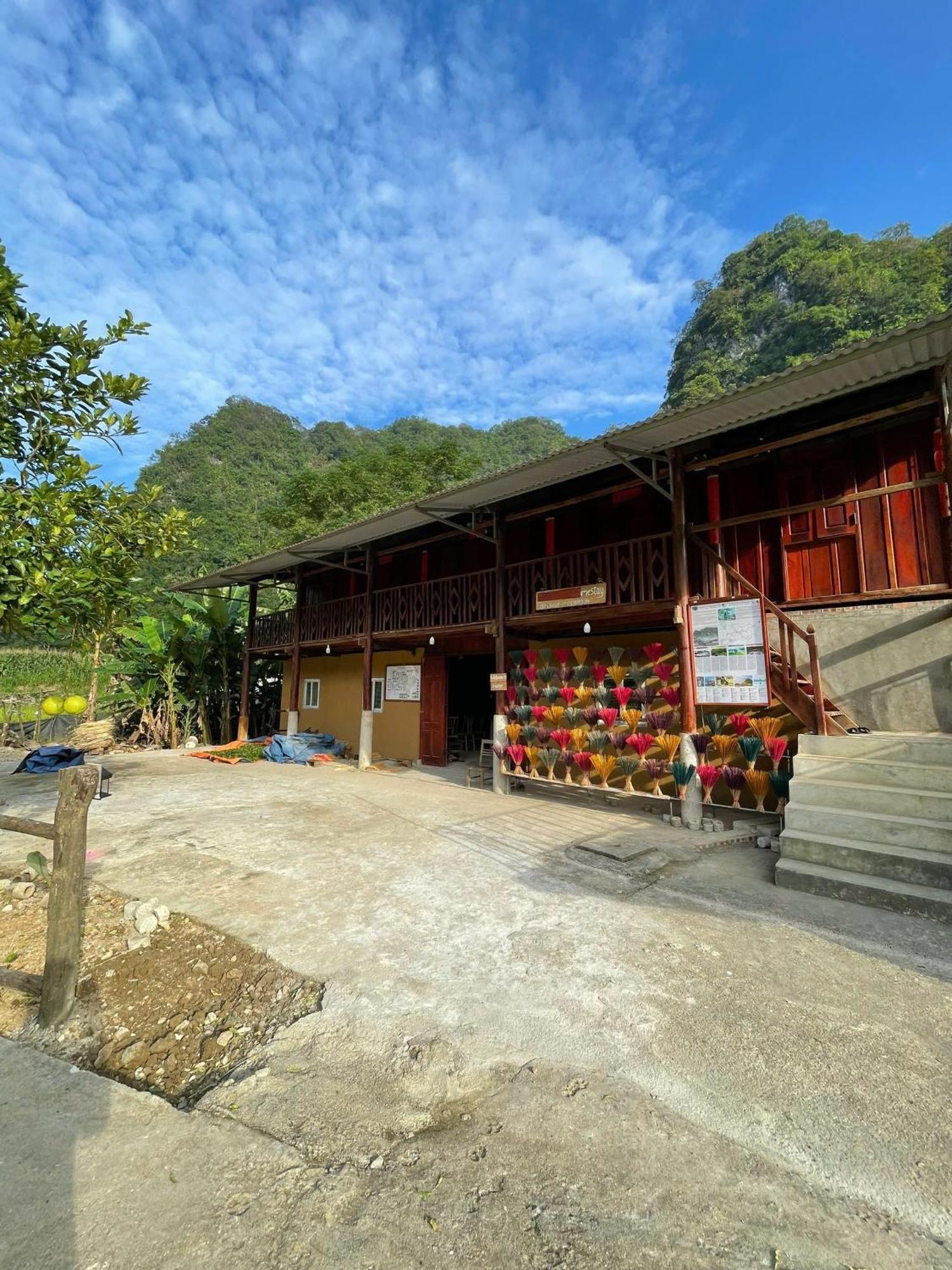 Nung An Homestay Quang Uyen Экстерьер фото